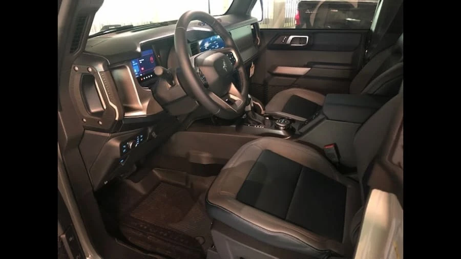 2021 Ford Bronco 6th Gen - Image 4 of 10