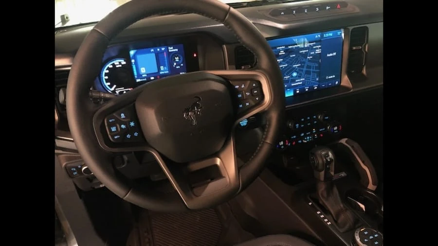 2021 Ford Bronco 6th Gen - Image 5 of 10