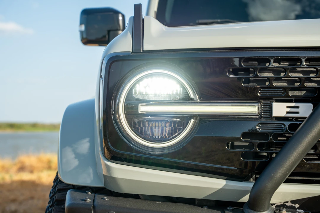 2021 Ford Bronco 6th Gen - Image 11 of 31