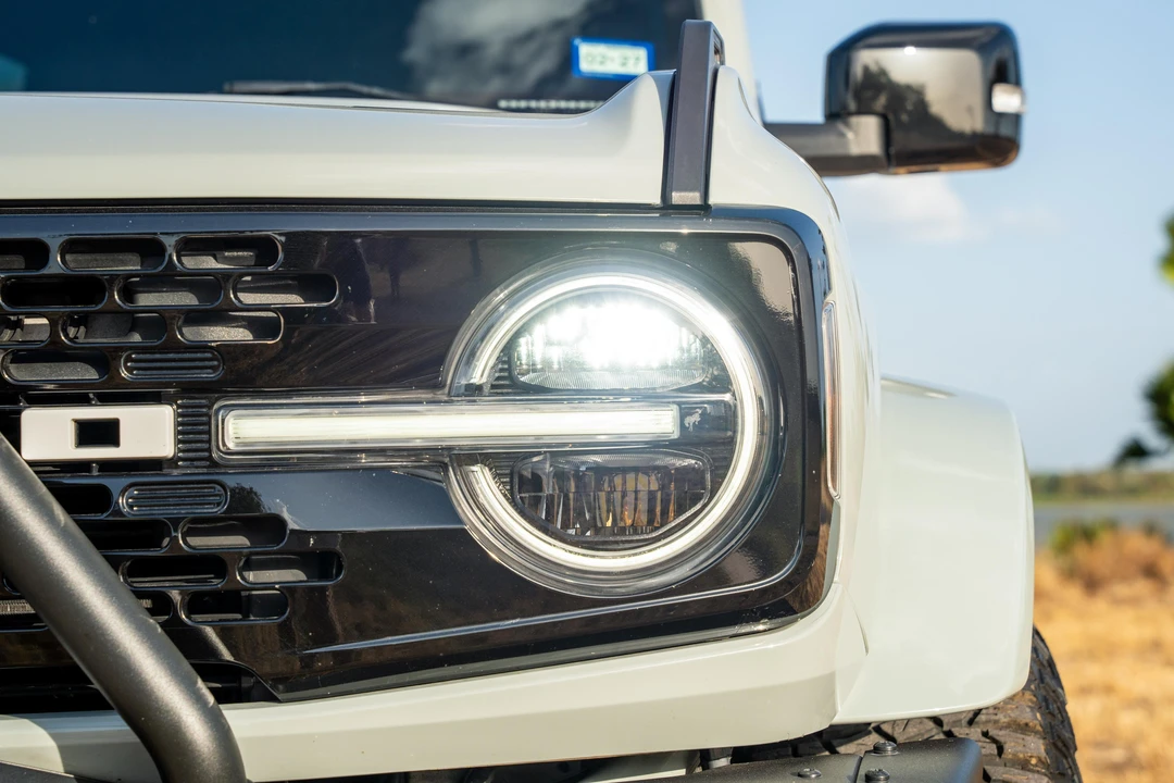 2021 Ford Bronco 6th Gen - Image 12 of 31