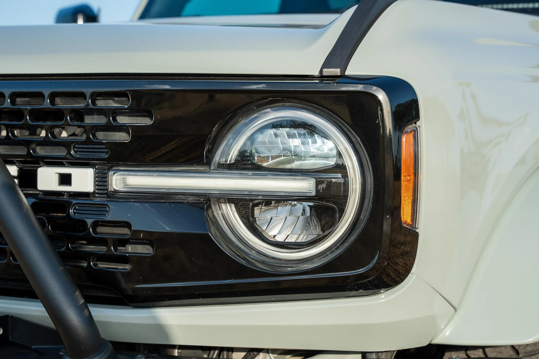 2021 Ford Bronco 6th Gen - Image 18 of 31