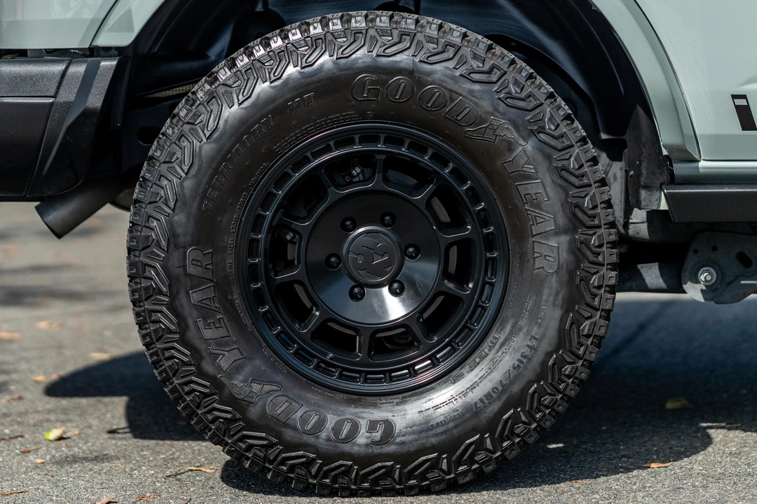 2021 Ford Bronco 6th Gen - Image 30 of 31