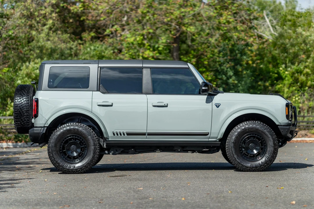 2021 Ford Bronco 6th Gen - Image 8 of 31