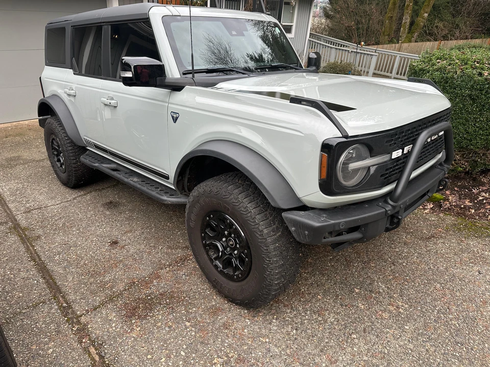 2021 Ford Bronco 6th Gen - Image 8 of 31