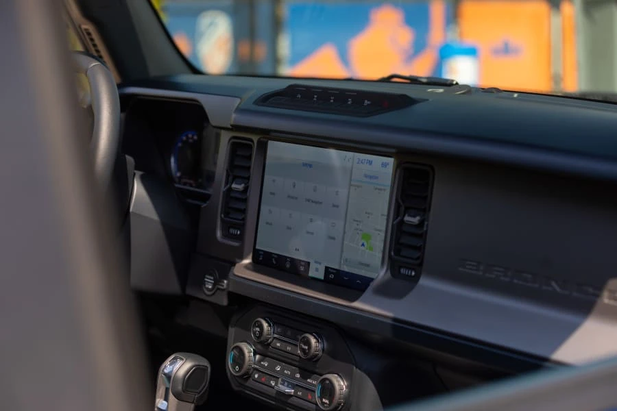 2021 Ford Bronco 6th Gen - Image 15 of 23