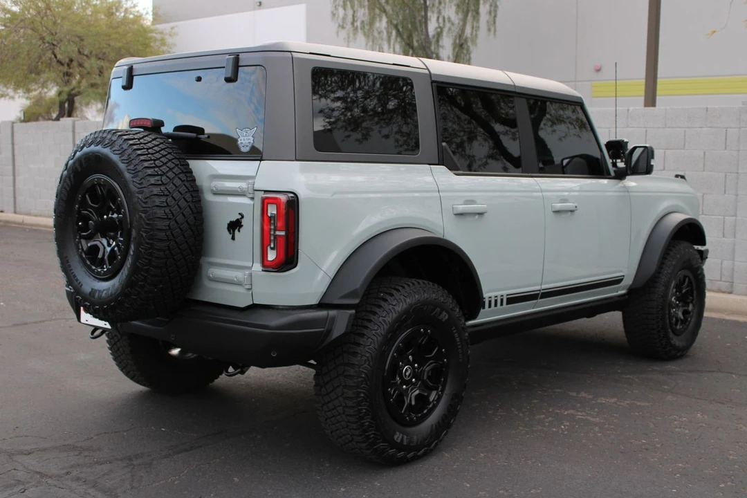 2021 Ford Bronco 6th Gen - Image 18 of 21