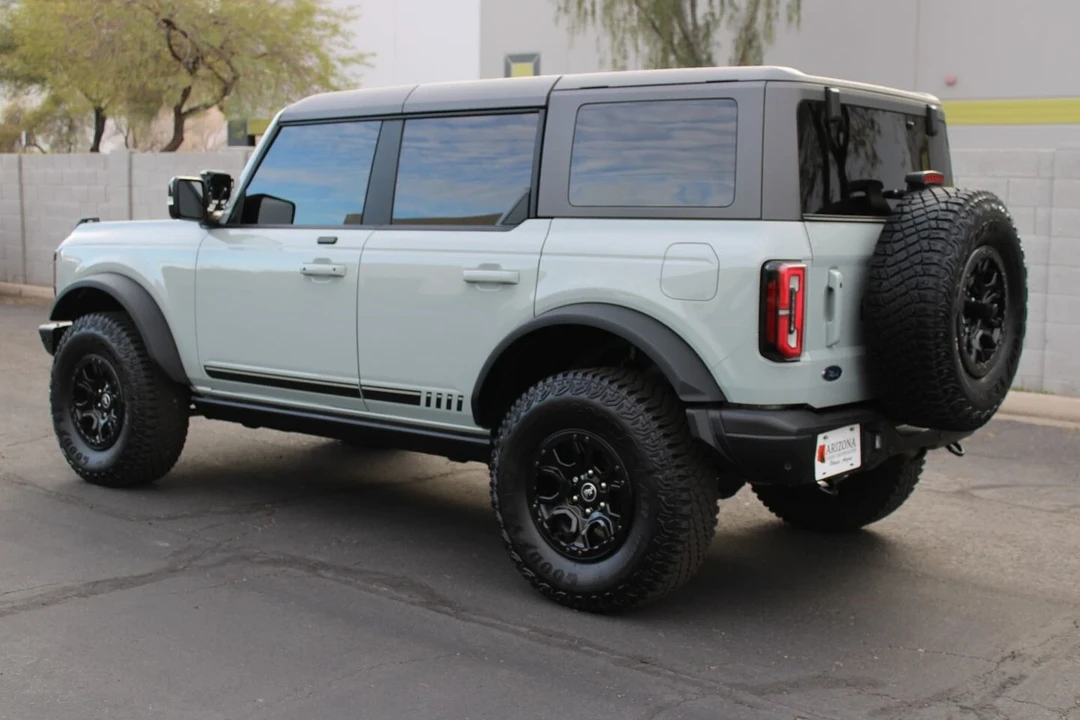 2021 Ford Bronco 6th Gen - Image 6 of 21