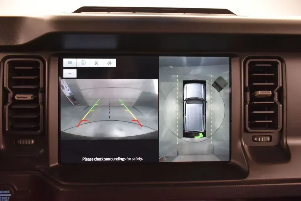 2021 Ford Bronco 6th Gen - Image 2 of 11