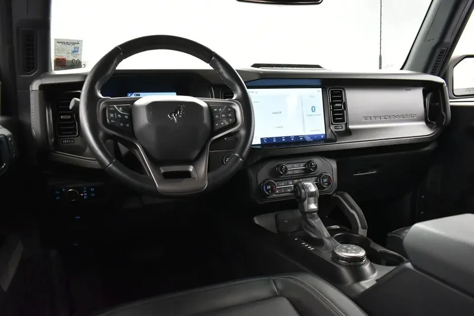 2021 Ford Bronco 6th Gen - Image 3 of 11