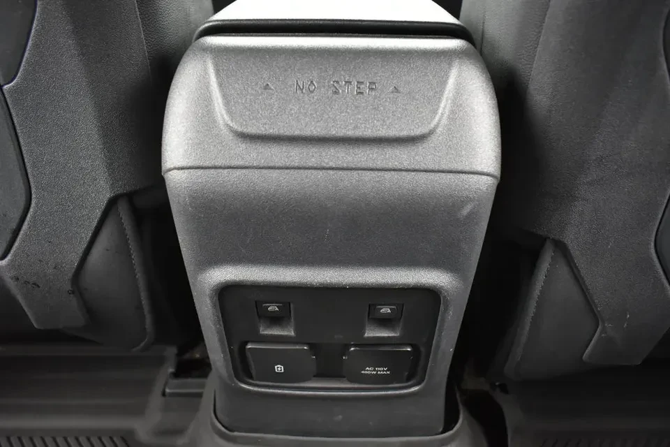2021 Ford Bronco 6th Gen - Image 5 of 11