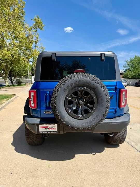 2021 Ford Bronco 6th Gen - Image 5 of 15