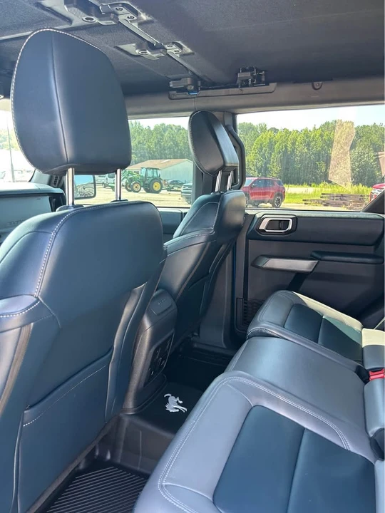 2021 Ford Bronco 6th Gen - Image 8 of 11