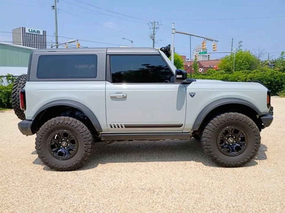 2021 Ford Bronco 6th Gen - Image 9 of 20