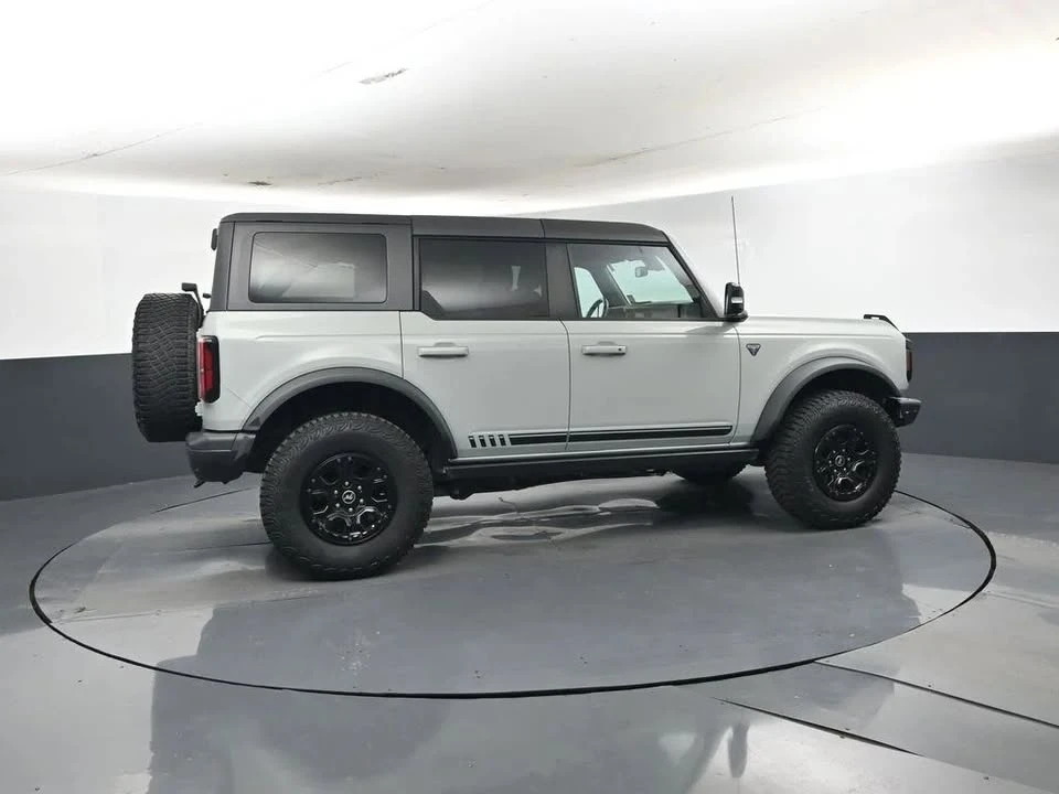 2021 Ford Bronco 6th Gen - Image 5 of 12