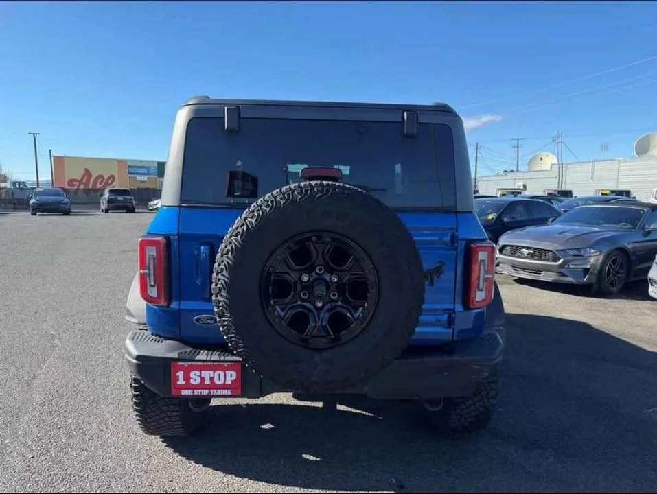 2021 Ford Bronco 6th Gen - Image 6 of 12