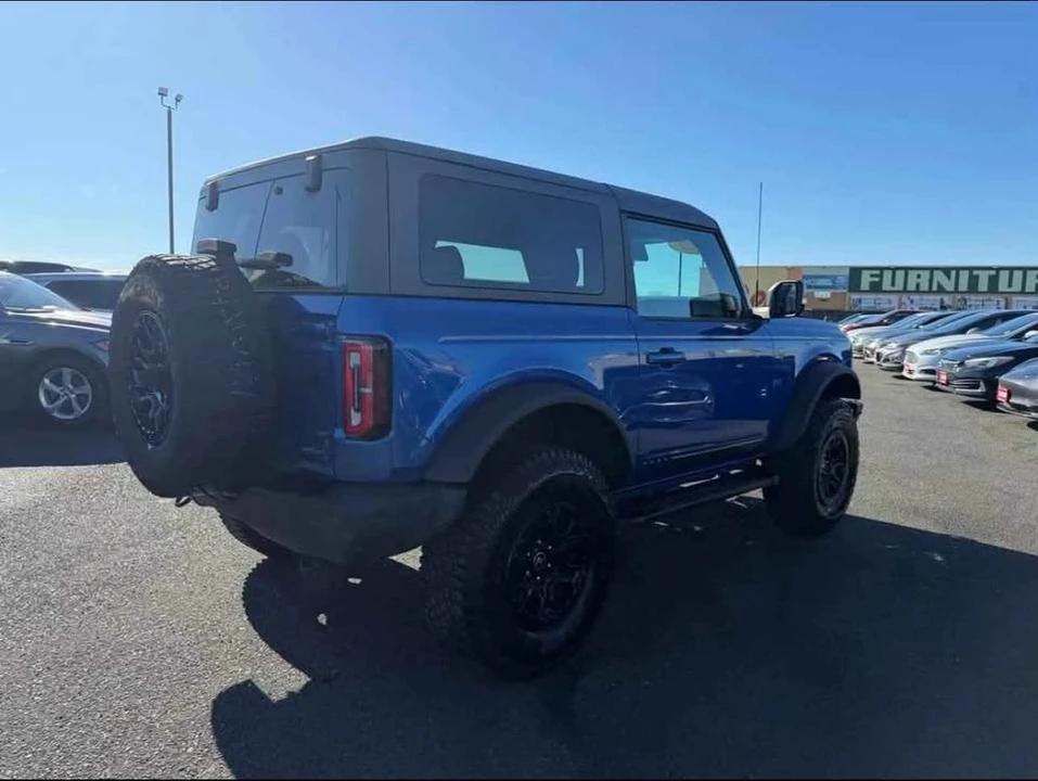 2021 Ford Bronco 6th Gen - Image 3 of 12