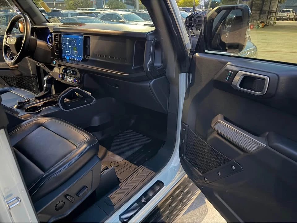 2021 Ford Bronco 6th Gen - Image 9 of 15