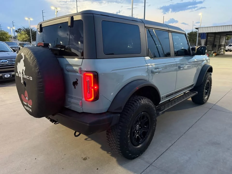2021 Ford Bronco 6th Gen - Image 4 of 15