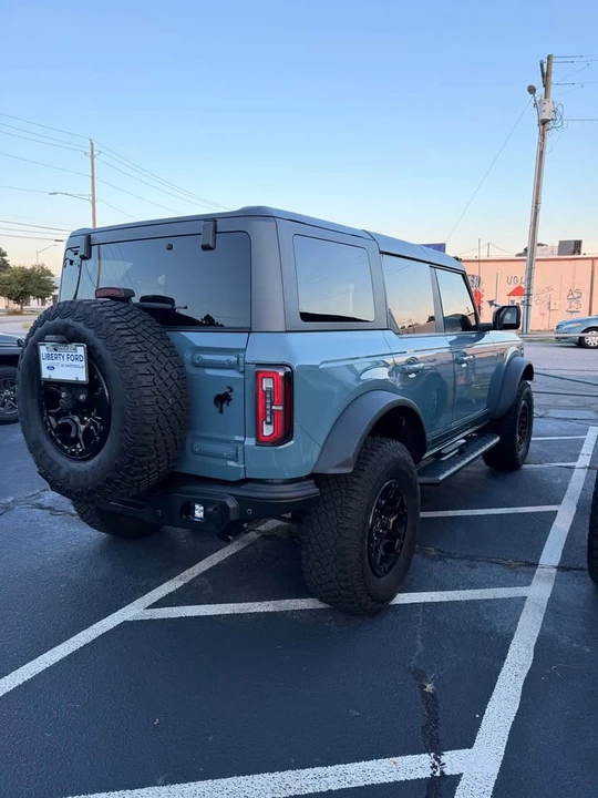 2021 Ford Bronco 6th Gen - Image 3 of 10