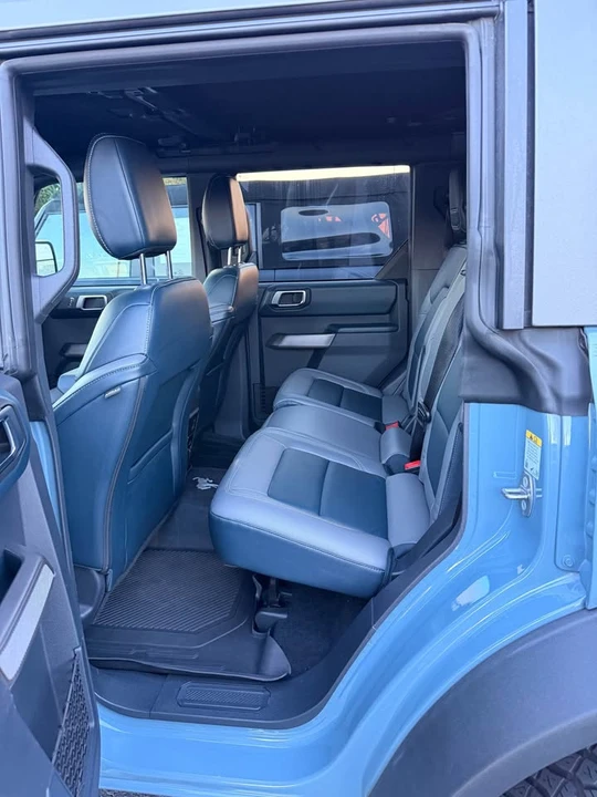 2021 Ford Bronco 6th Gen - Image 6 of 10