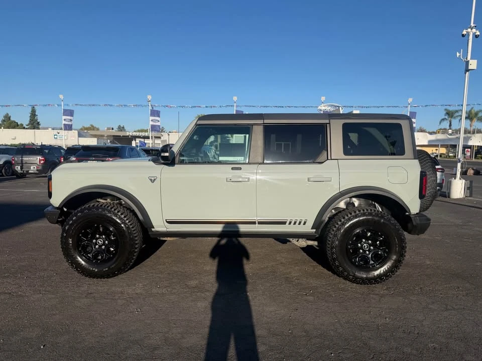 2021 Ford Bronco 6th Gen - Image 5 of 13