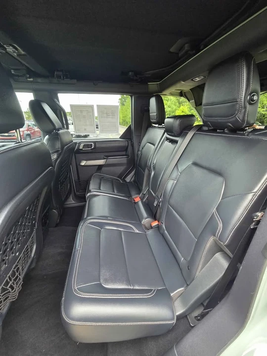 2021 Ford Bronco 6th Gen - Image 8 of 11