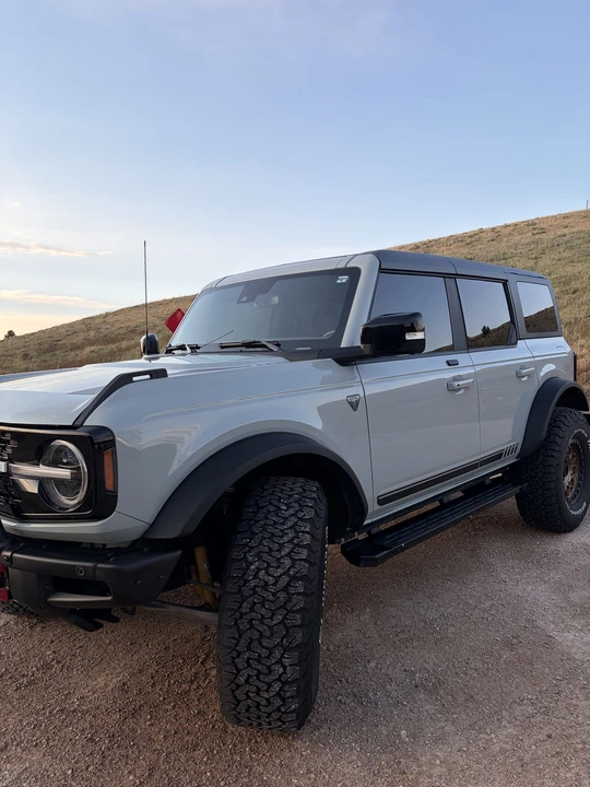 2021 Ford Bronco 6th Gen - Image 3 of 31
