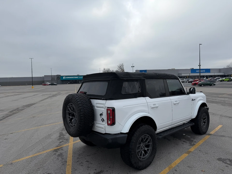 2021 Ford Bronco 6th Gen - Image 13 of 19