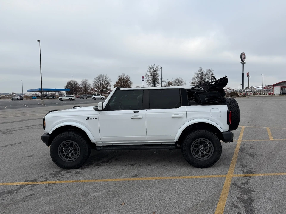 2021 Ford Bronco 6th Gen - Image 19 of 19