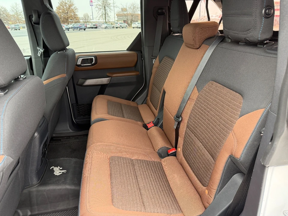 2021 Ford Bronco 6th Gen - Image 8 of 19
