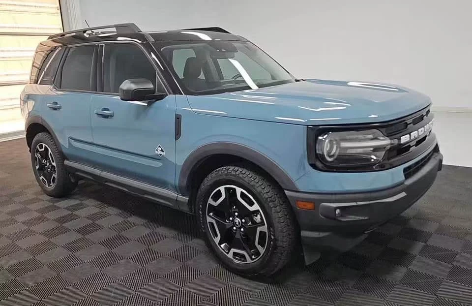 2021 Ford Bronco 6th Gen - Image 4 of 17
