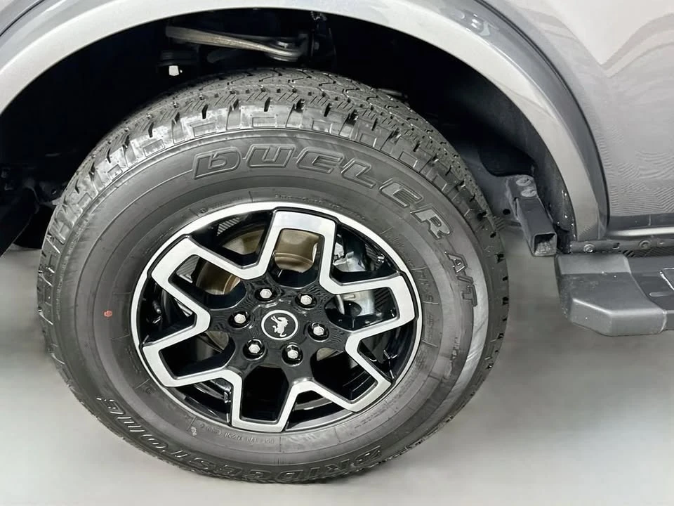 2021 Ford Bronco 6th Gen - Image 19 of 19