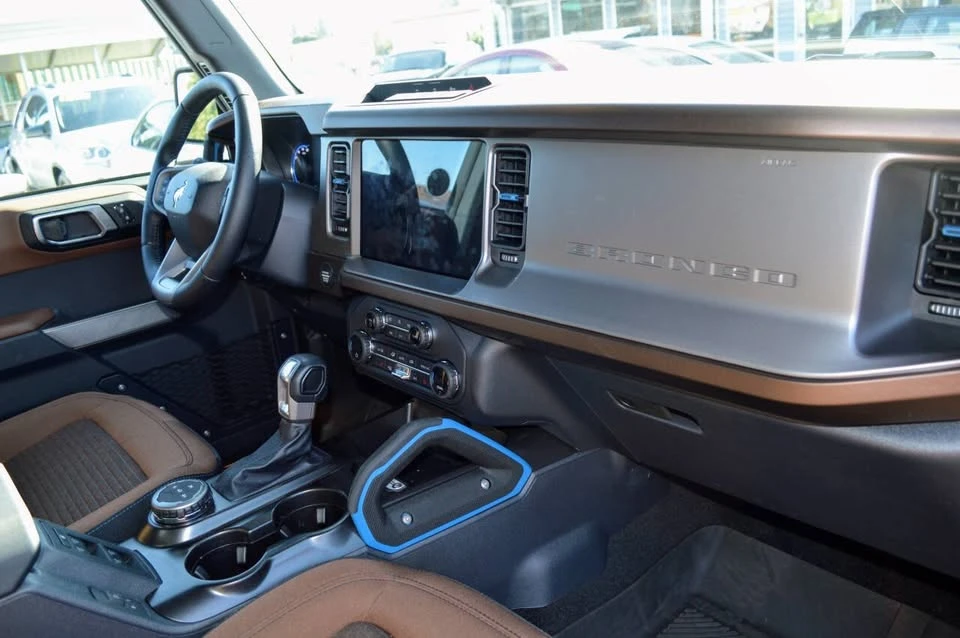 2021 Ford Bronco 6th Gen - Image 15 of 16