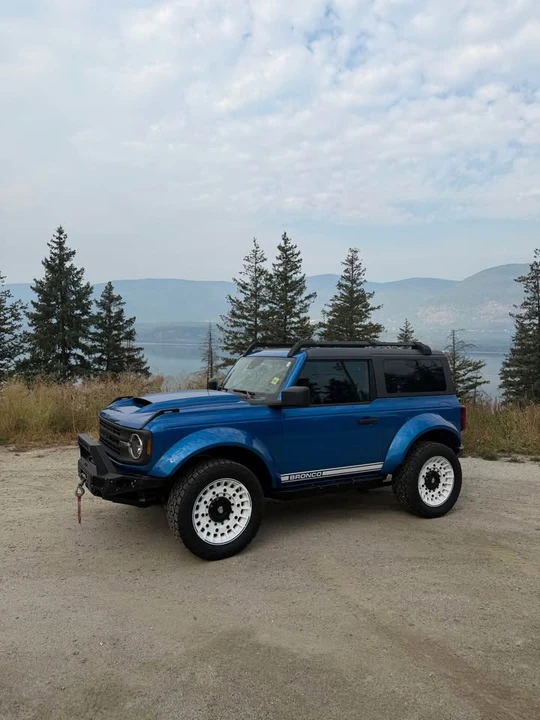 2021 Ford Bronco 6th Gen - Image 2 of 9
