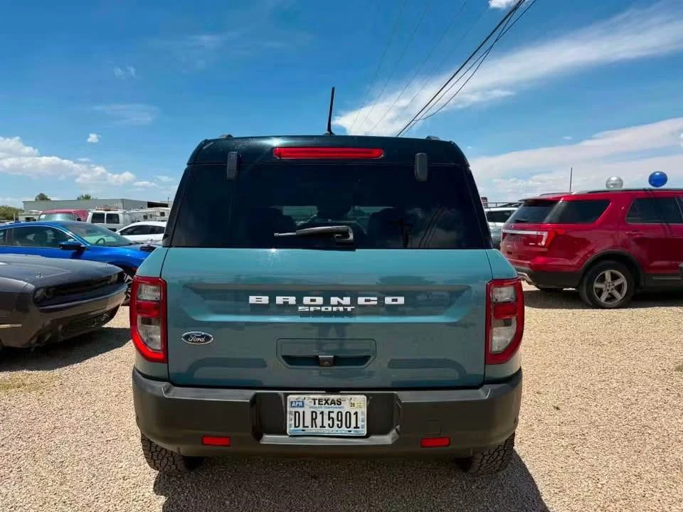 2021 Ford Bronco 6th Gen - Image 6 of 17