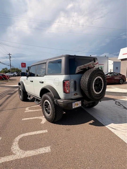 2021 Ford Bronco 6th Gen - Image 3 of 10
