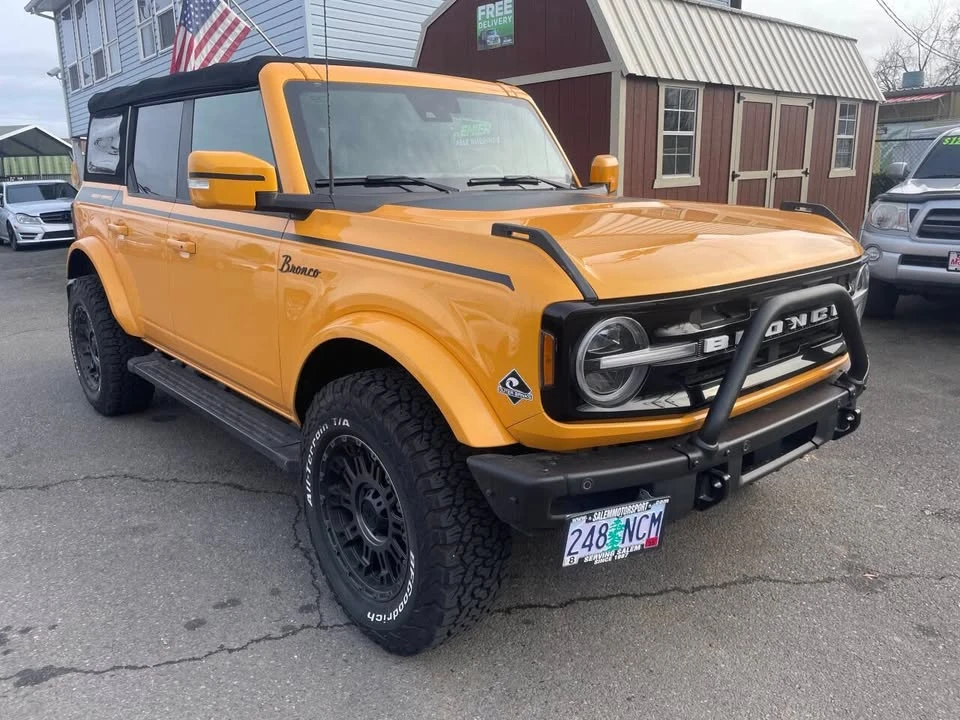 2021 Ford Bronco 6th Gen - Image 2 of 16