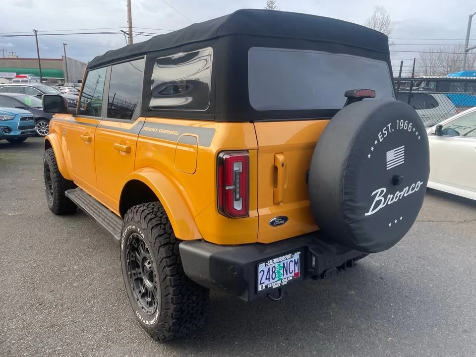 2021 Ford Bronco 6th Gen - Image 4 of 16