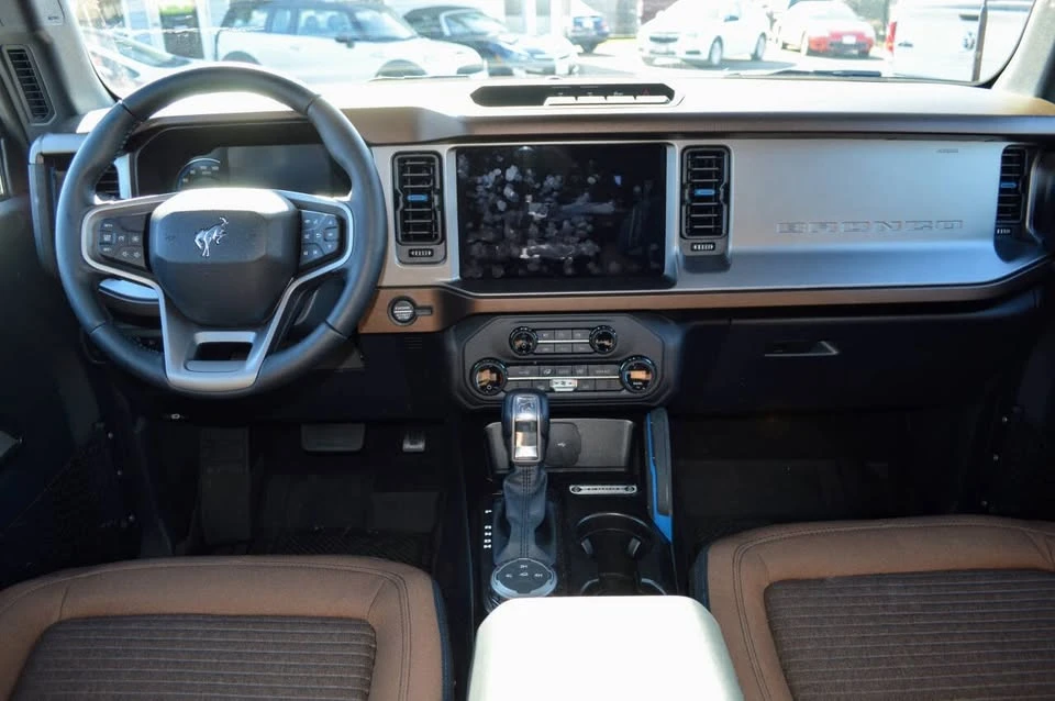 2021 Ford Bronco 6th Gen - Image 13 of 16