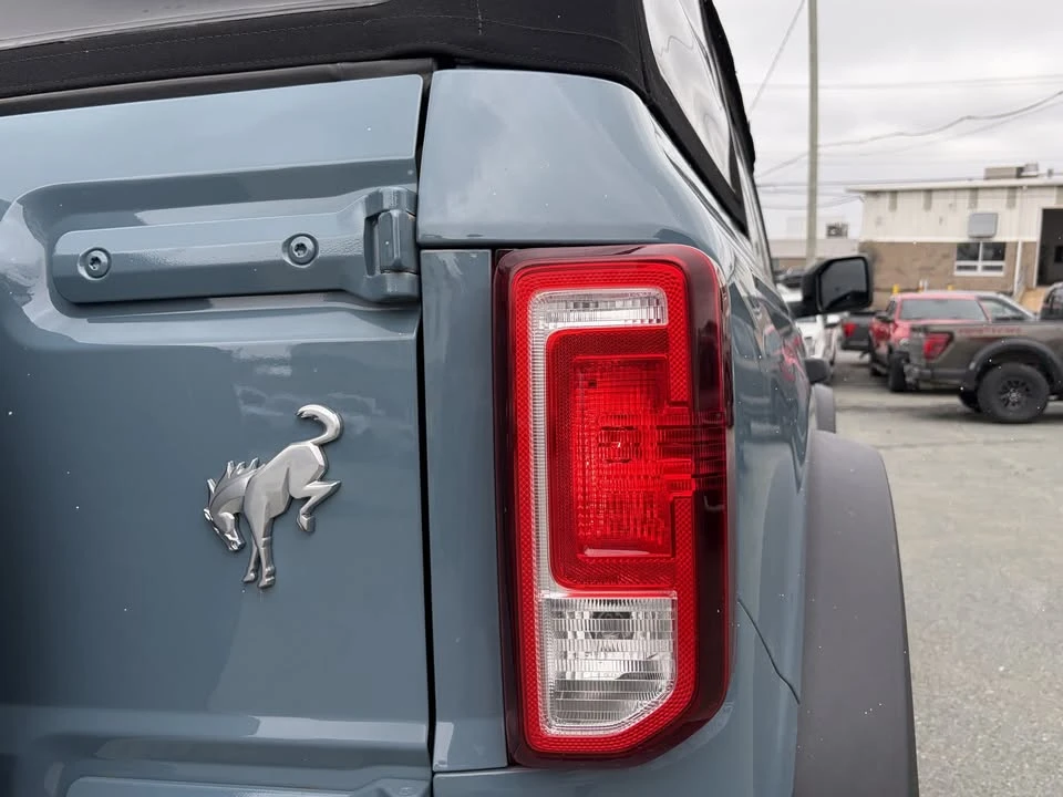 2021 Ford Bronco 6th Gen - Image 6 of 10