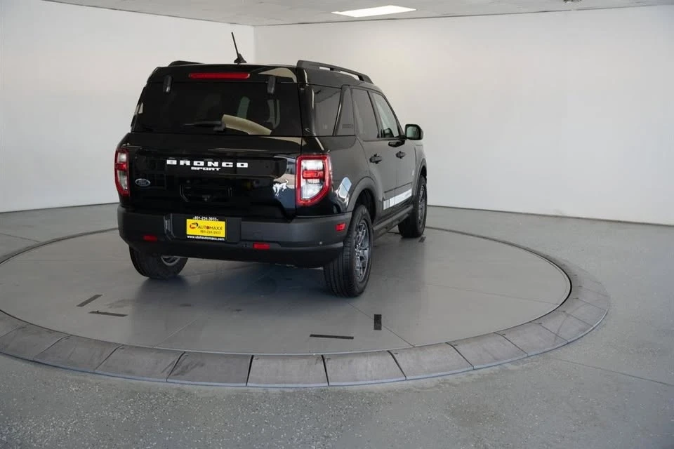 2021 Ford Bronco 6th Gen - Image 6 of 17