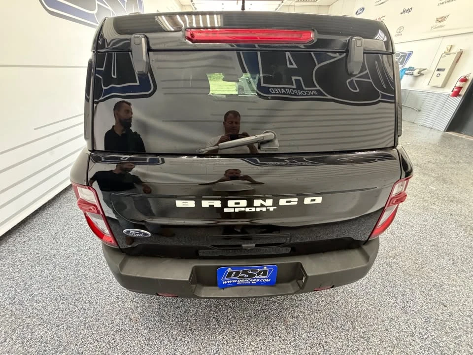2021 Ford Bronco 6th Gen - Image 6 of 19