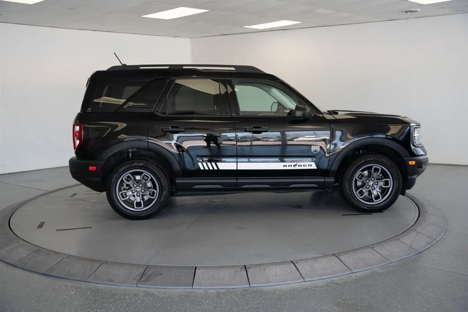 2021 Ford Bronco 6th Gen - Image 7 of 17