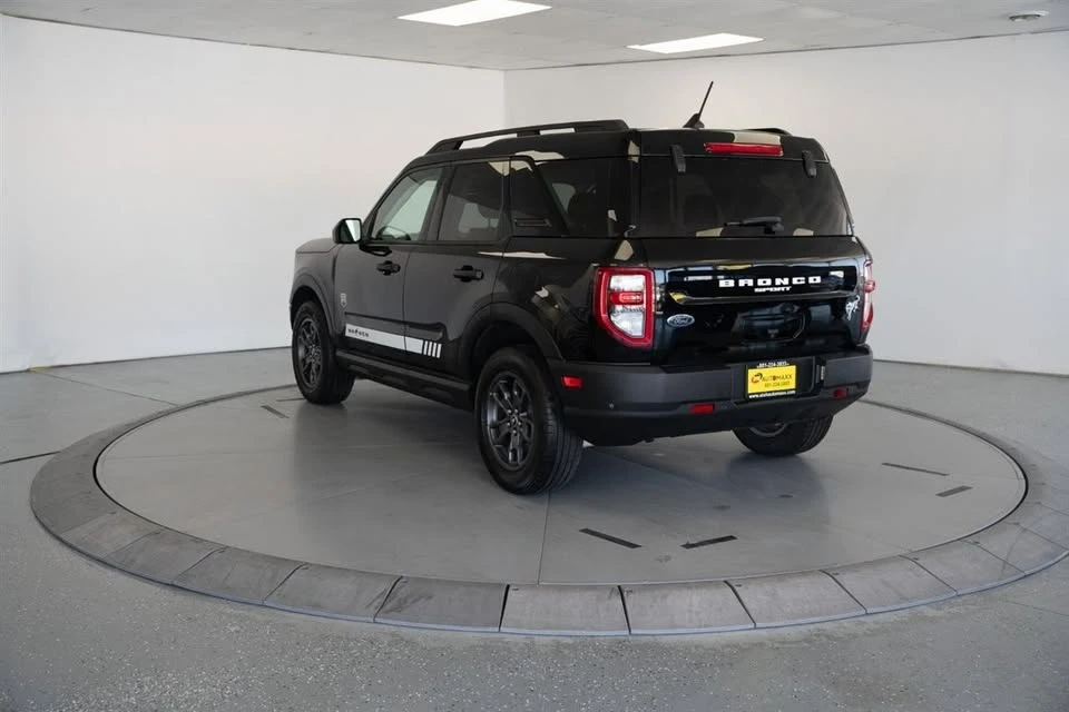2021 Ford Bronco 6th Gen - Image 4 of 17