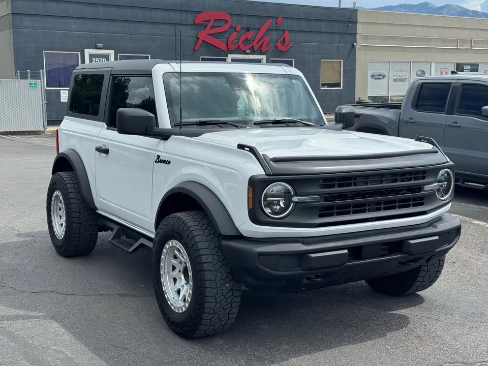 2021 Ford Bronco 6th Gen - Image 3 of 15