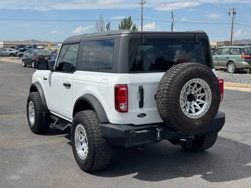 2021 Ford Bronco 6th Gen - Image 10 of 15