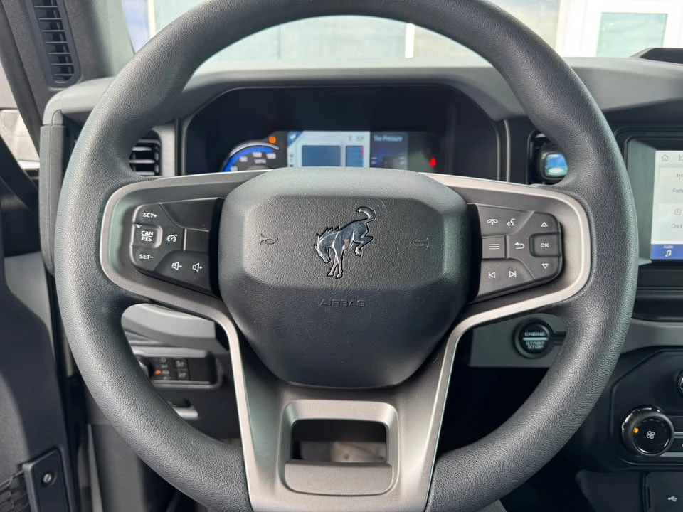 2021 Ford Bronco 6th Gen - Image 13 of 15
