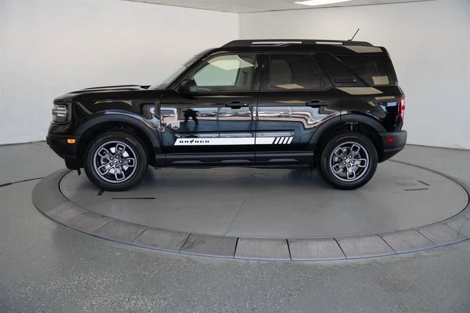 2021 Ford Bronco 6th Gen - Image 3 of 17
