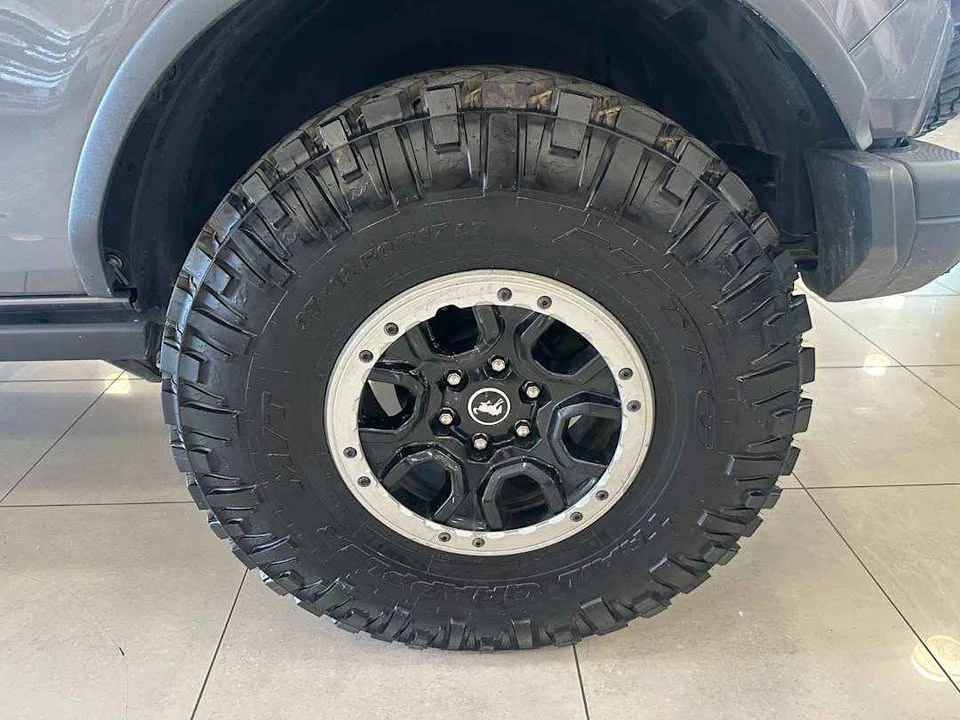 2021 Ford Bronco 6th Gen - Image 10 of 19