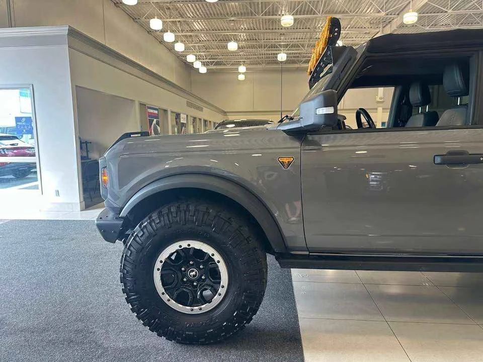 2021 Ford Bronco 6th Gen - Image 8 of 19